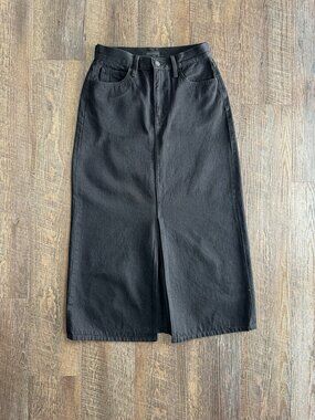 Uniqlo Black Denim Midi Skirt - Size S